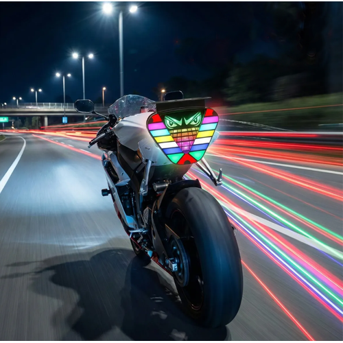 ��gen F1 �akar Led Arka Tampon Alt� Lamba Animasyonlu F1 �akar