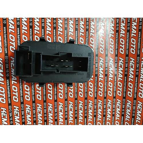Ford Focus Sol Cam Ama Dmesi