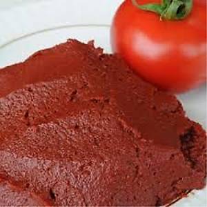 SAL�A (DOMATES) 1 KG