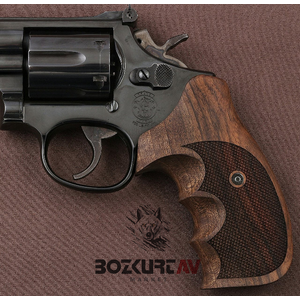 Smith & Wesson 357 Baklava Desenli Ceviz Tabanca Kabzası