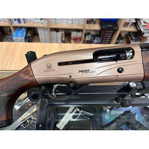 2. El Beretta A400 Xplor Action Yar� Otomatik Av T�fe�i