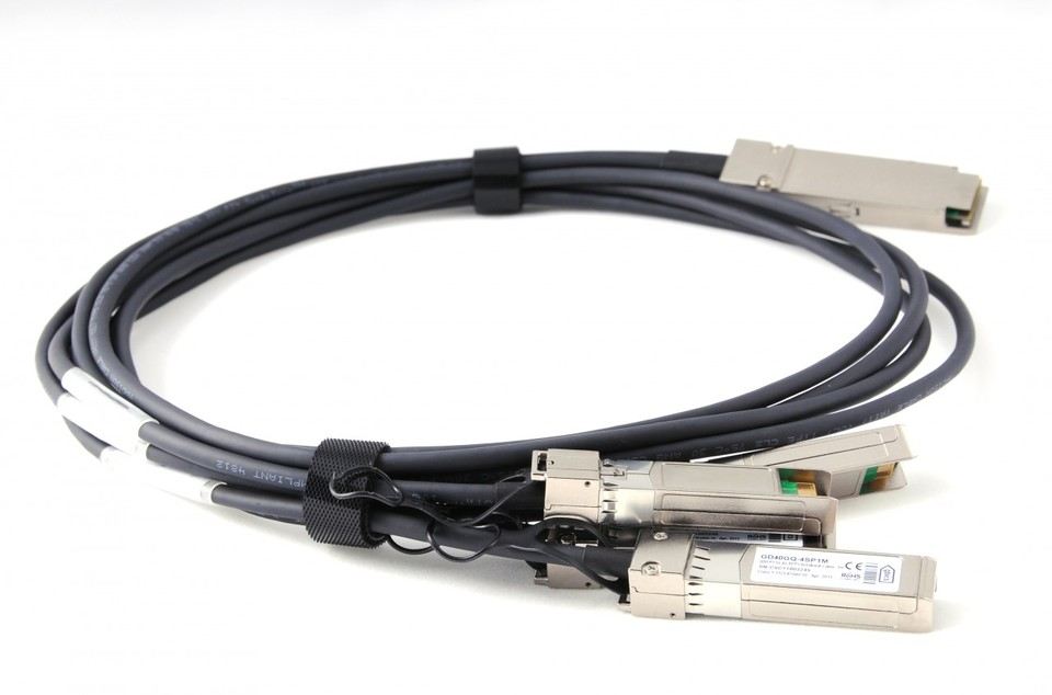 HUAWEI QSFP-40G-CU3M QSFP+, 40G, High Speed Direct-attach Cables, 3m, QSFP+38M, CC8P0.32B(S), QSFP+