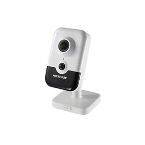 HIKVISION DS-2CD2443G2-IW 4MP 2.8MM LENS 120DB DAH�L� M�KROFON WIFI K�P KAMERA