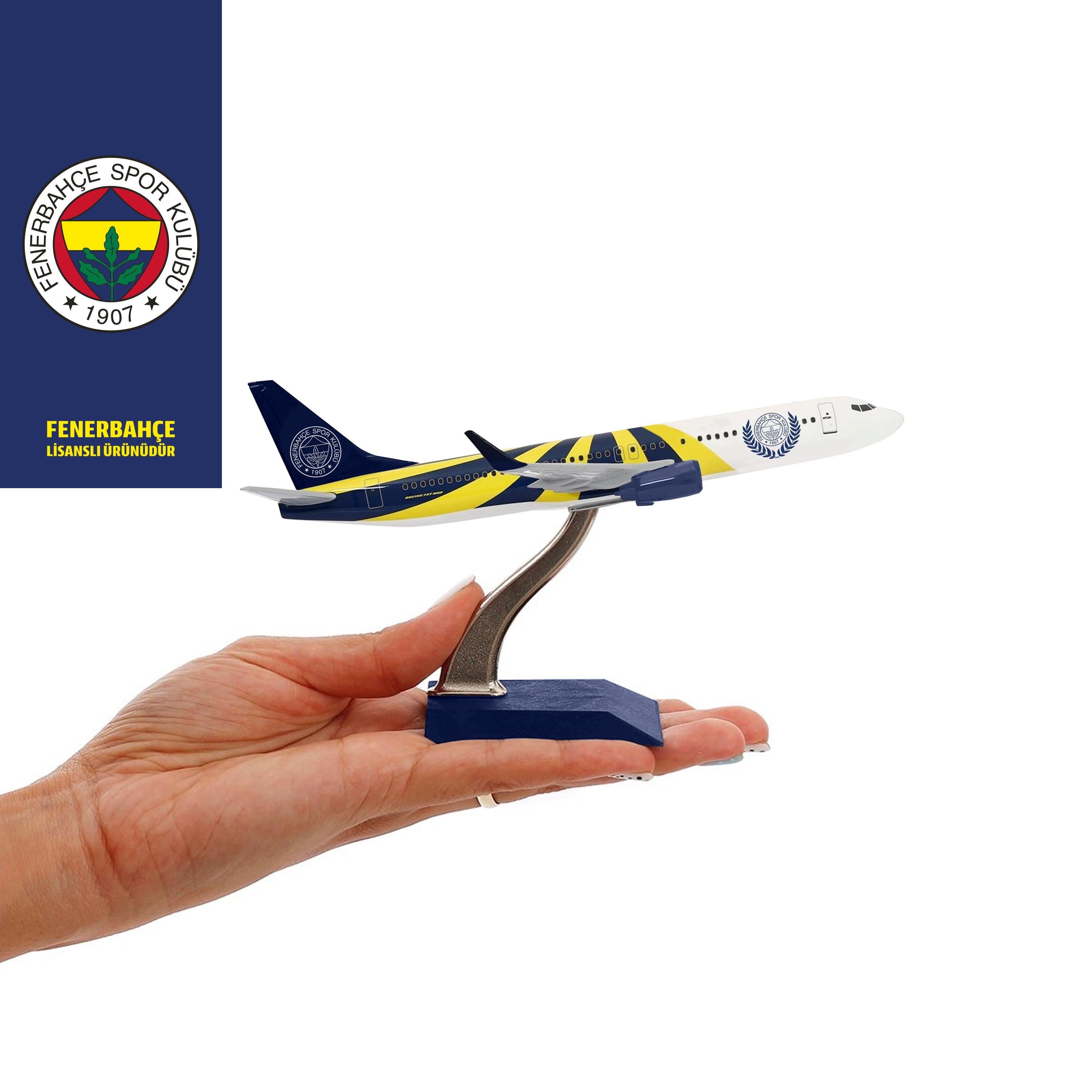 Boeing 737-800 1/250 Ölçek Fenerbahçe Lisanslı Sarı Lacivert Tasarım Maket Uçak