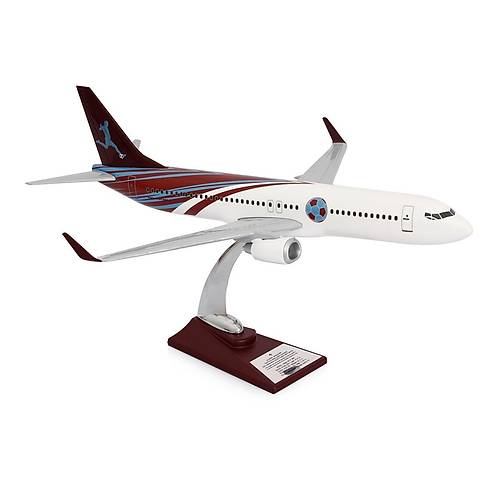Maket U�ak - Boeing 737-800 1/100 - BORDO MAV� TARAFTAR �zel Tasar�m Model U�ak