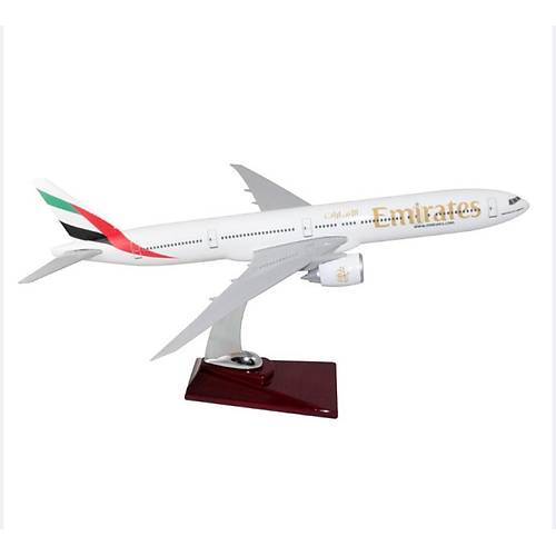 Emirates Boeing 777-300 1/200