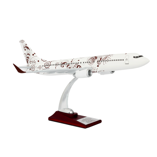 Boeing 737-800 1/100 �l�ek Kahverengi Desenli Maket U�ak
