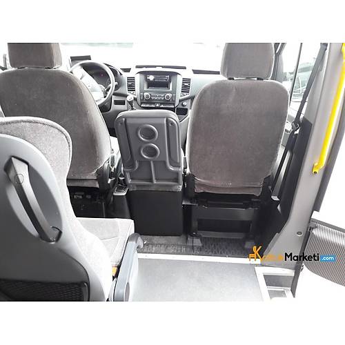 Hyundai H350 Orta Blmeli Hostes Koltuk - Bardaklkl