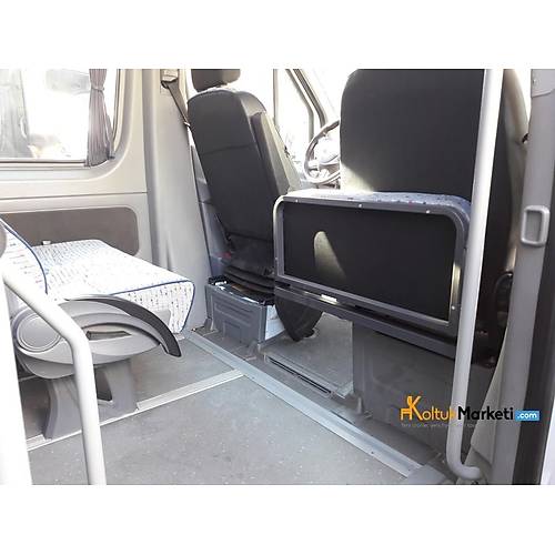 Mercedes Sprinter Srtsz iftli, Alr Kapanr renci Koltuk