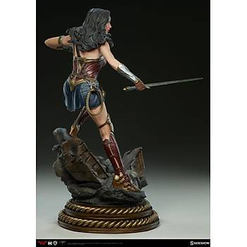Wonder Woman Premium Figure