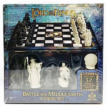 The Lord of the Rings Battle For Middle Earth Chess Set