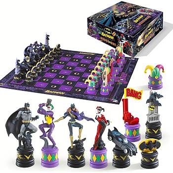 Noble Collection The Batman Chess Set ( The Dark Knight vs The Joker ) Satran Seti