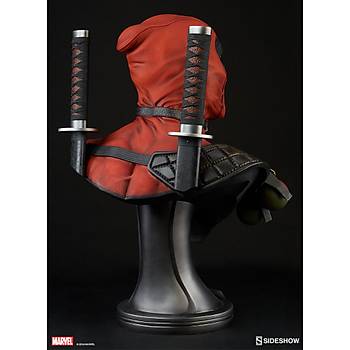 Deadpool Life-Size Bust by Sideshow Collectibles