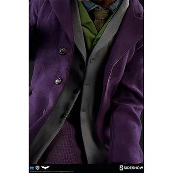 The Joker ‘The Dark Knight’ Premium Format Figure by Sideshow Collectibles