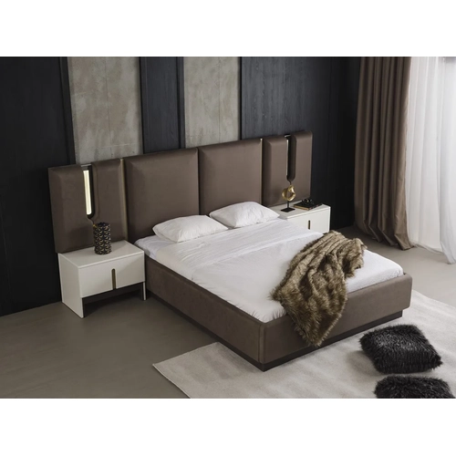 Pedro Yatak Odas� Tak�m�