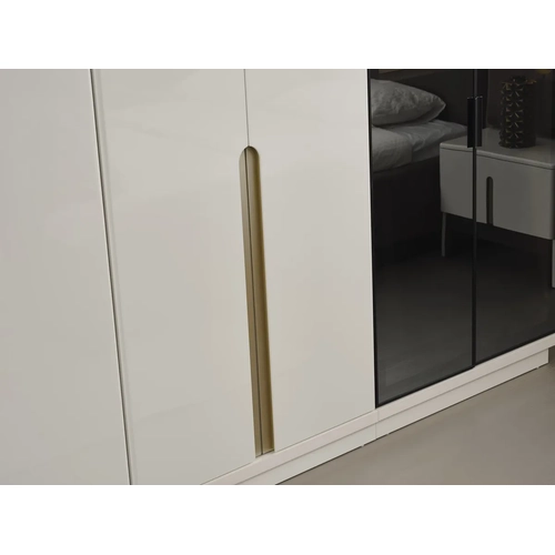 Pedro Yatak Odas� Tak�m�