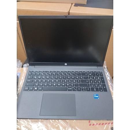 HP NB B2NC5ES 250 G10 i5-1334U 16GB 512GB SSD 15.6 FDOS