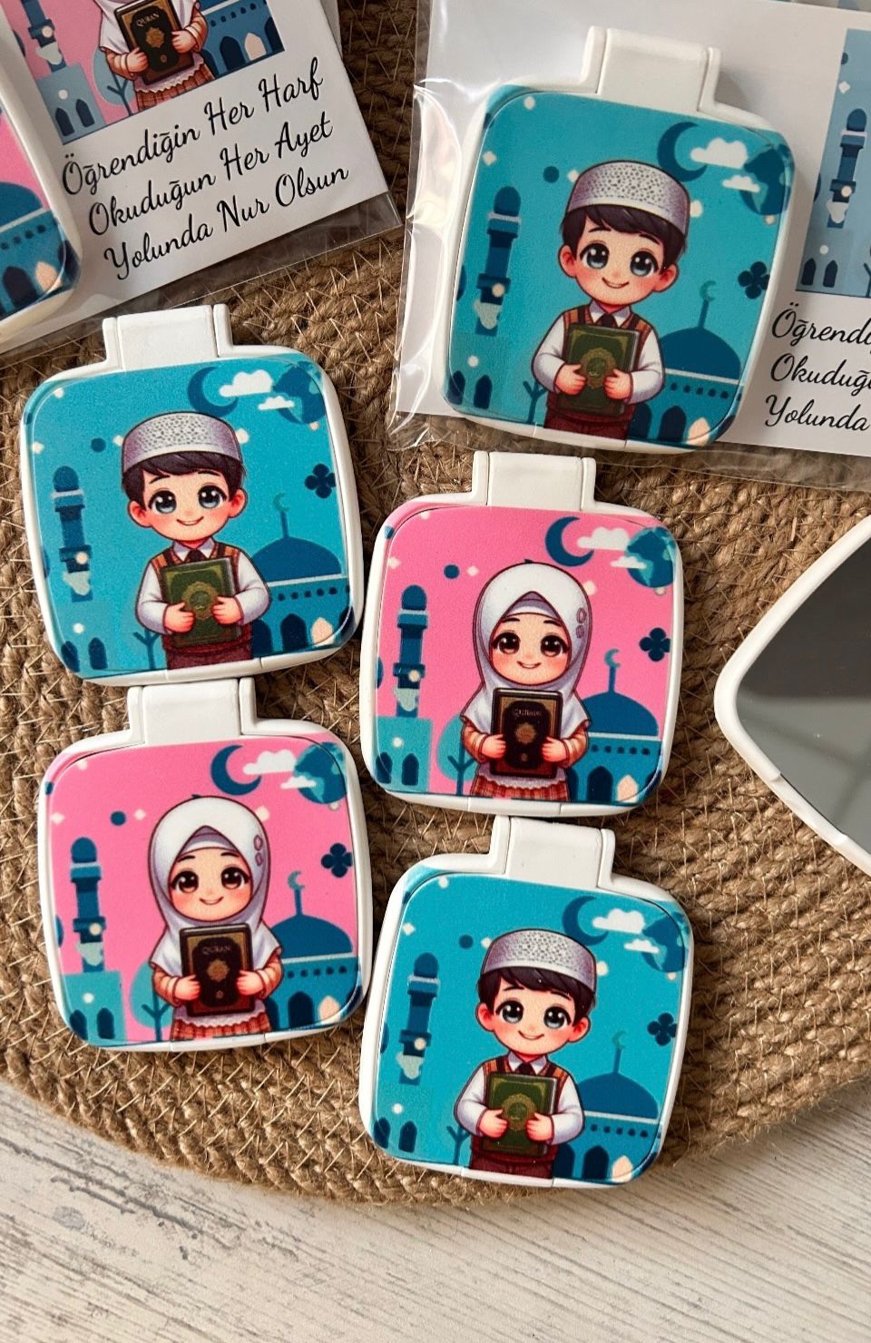 Kuran Kursu  Temalı Kare Pleksi Ayna