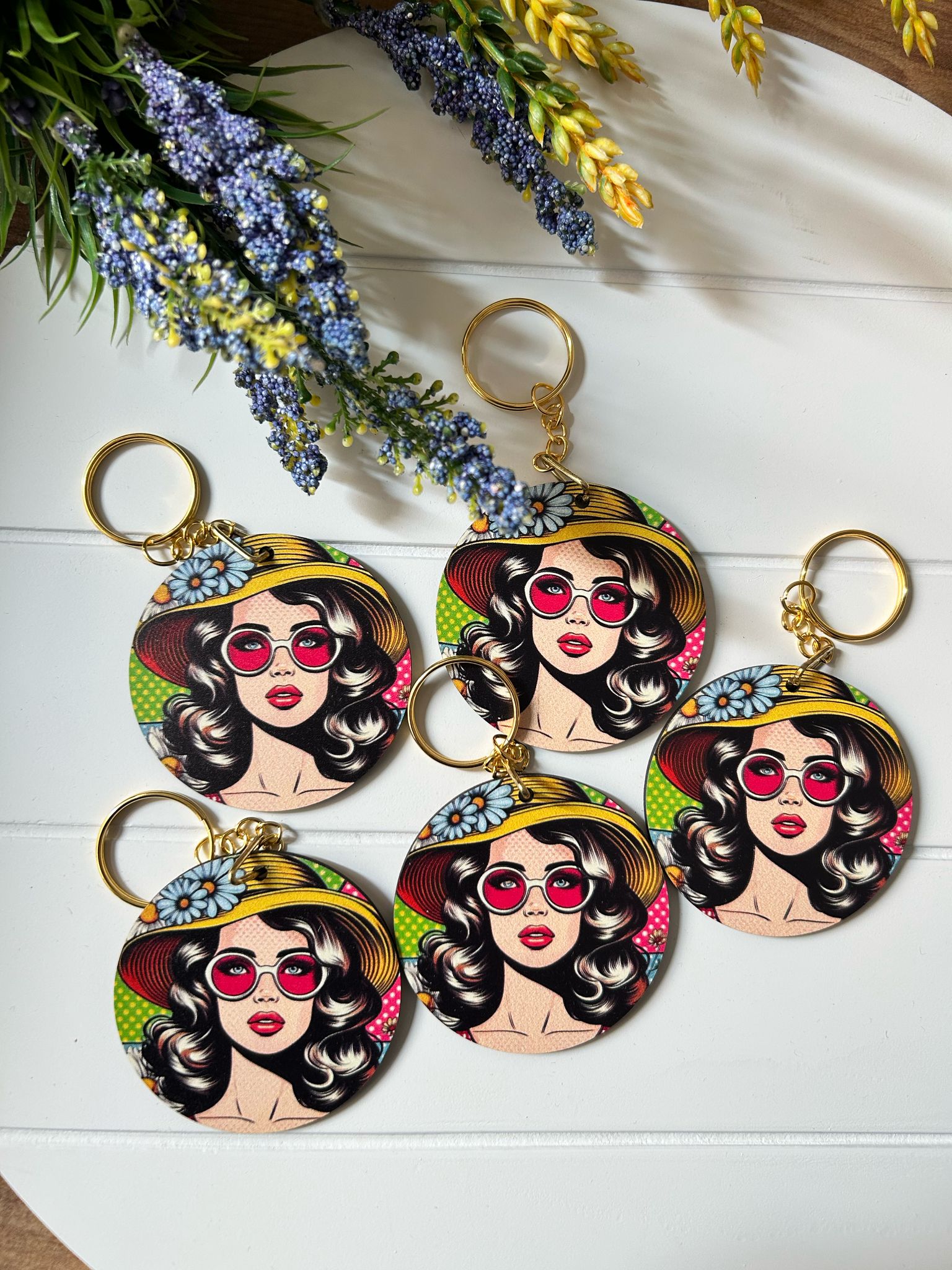 Anne-Kadın-Kız Pop Art  Temalı Ahşap Anahtarlık