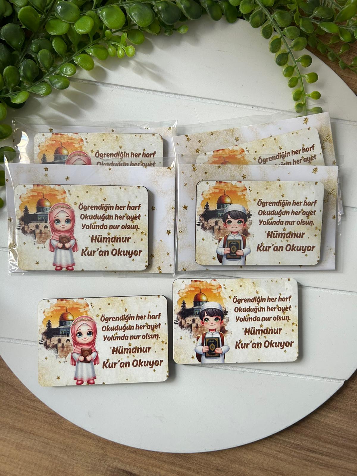 Kuran Okuyorum Ahşap Magnet
