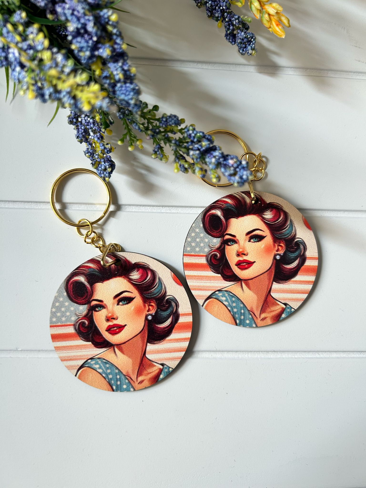 Anne-Kadın-Kız Pop Art  Temalı Ahşap Anahtarlık