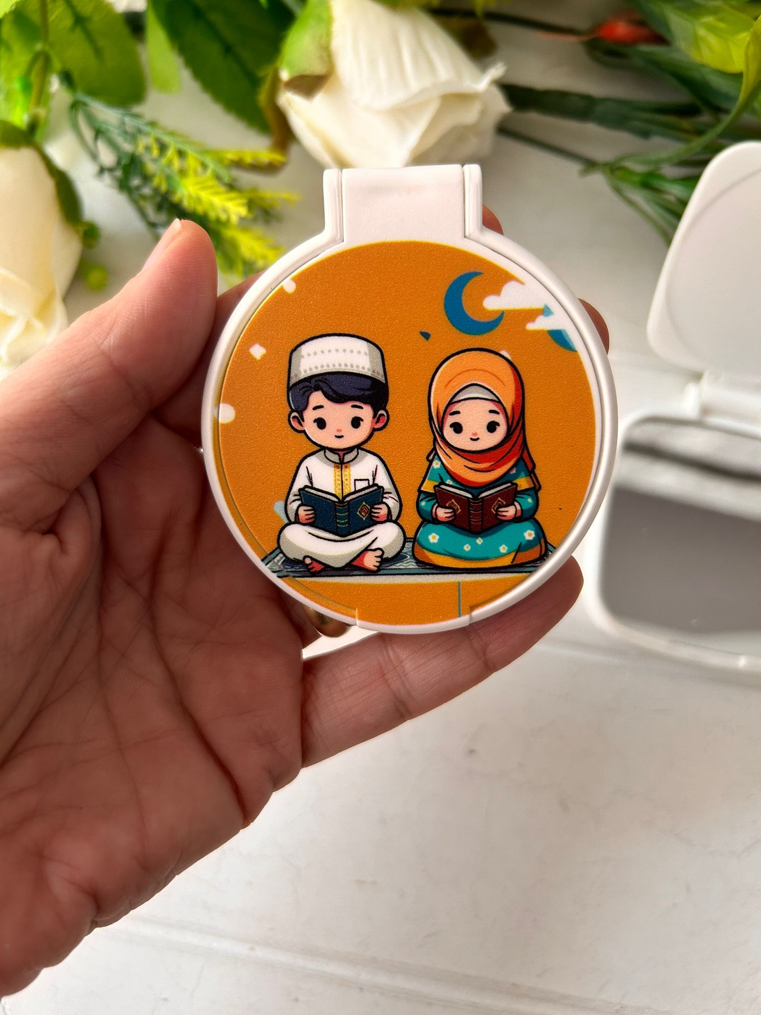 KURAN OKUYORUM TEMALI  YUVARLAK PLEKSİ  AYNA