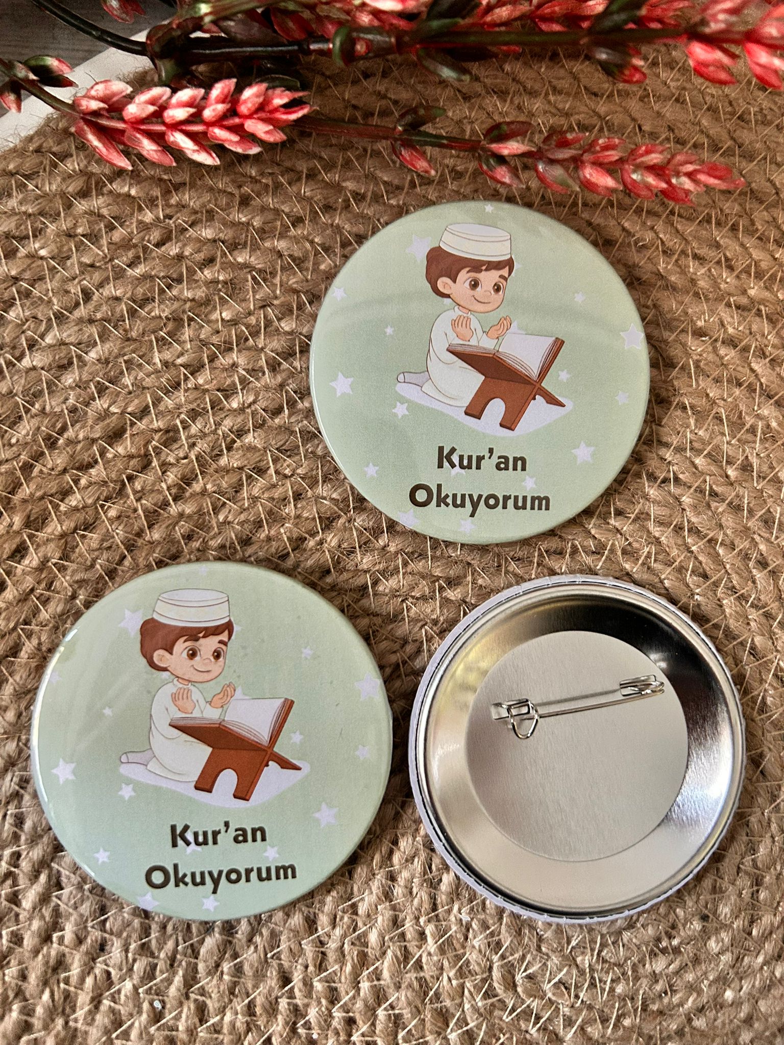 KURAN OKUYORUM TEMALI  İĞNELİ ROZET