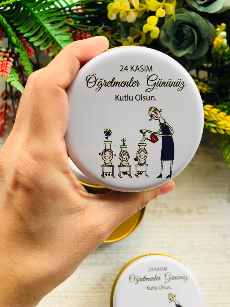 Öğretmenler Günü  Mumlu  Mini Metal Kutu