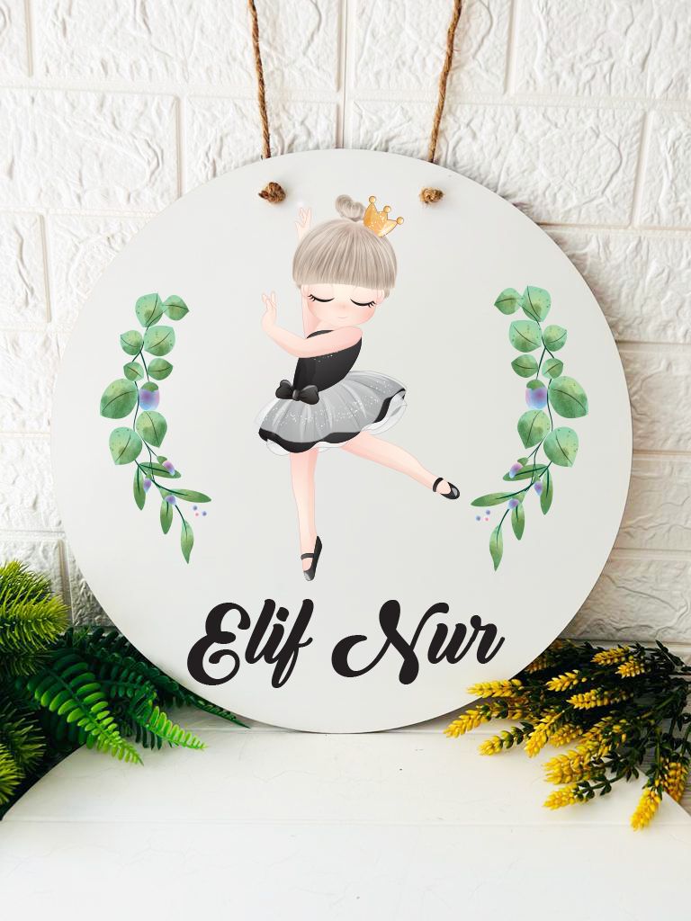 38 cm Ahşap Kapı Süsü- Balerin Temalı