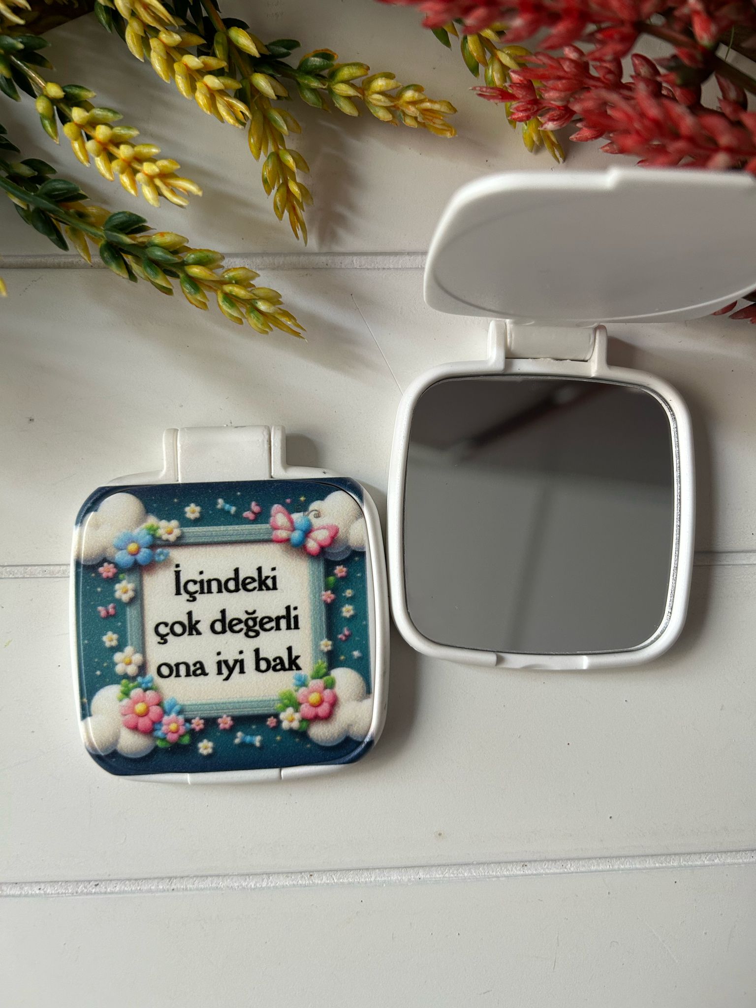Çiçek Temalı Kare Pleksi Ayna