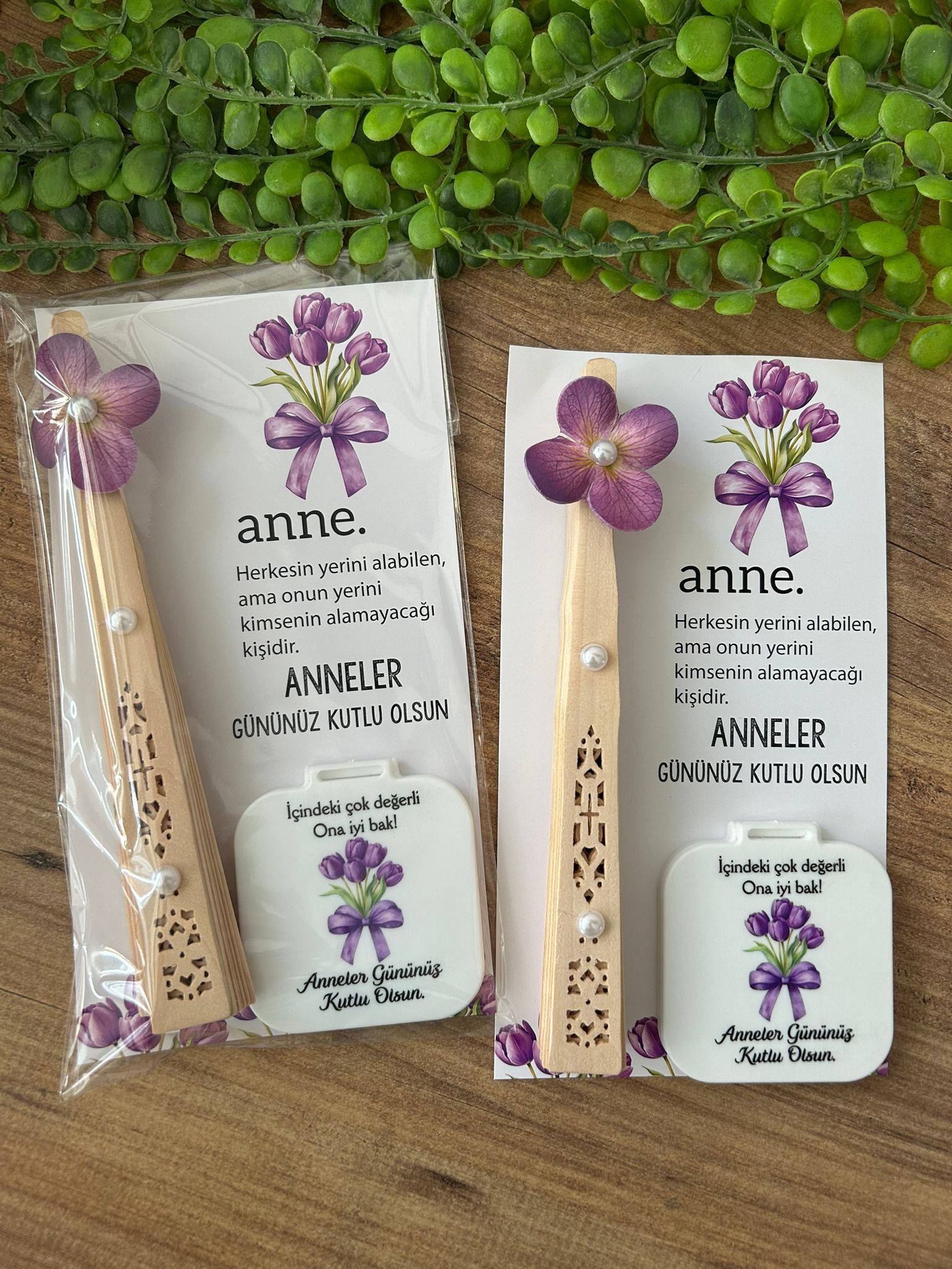 Anneye Özel  Yelpaze ve Cep Aynası