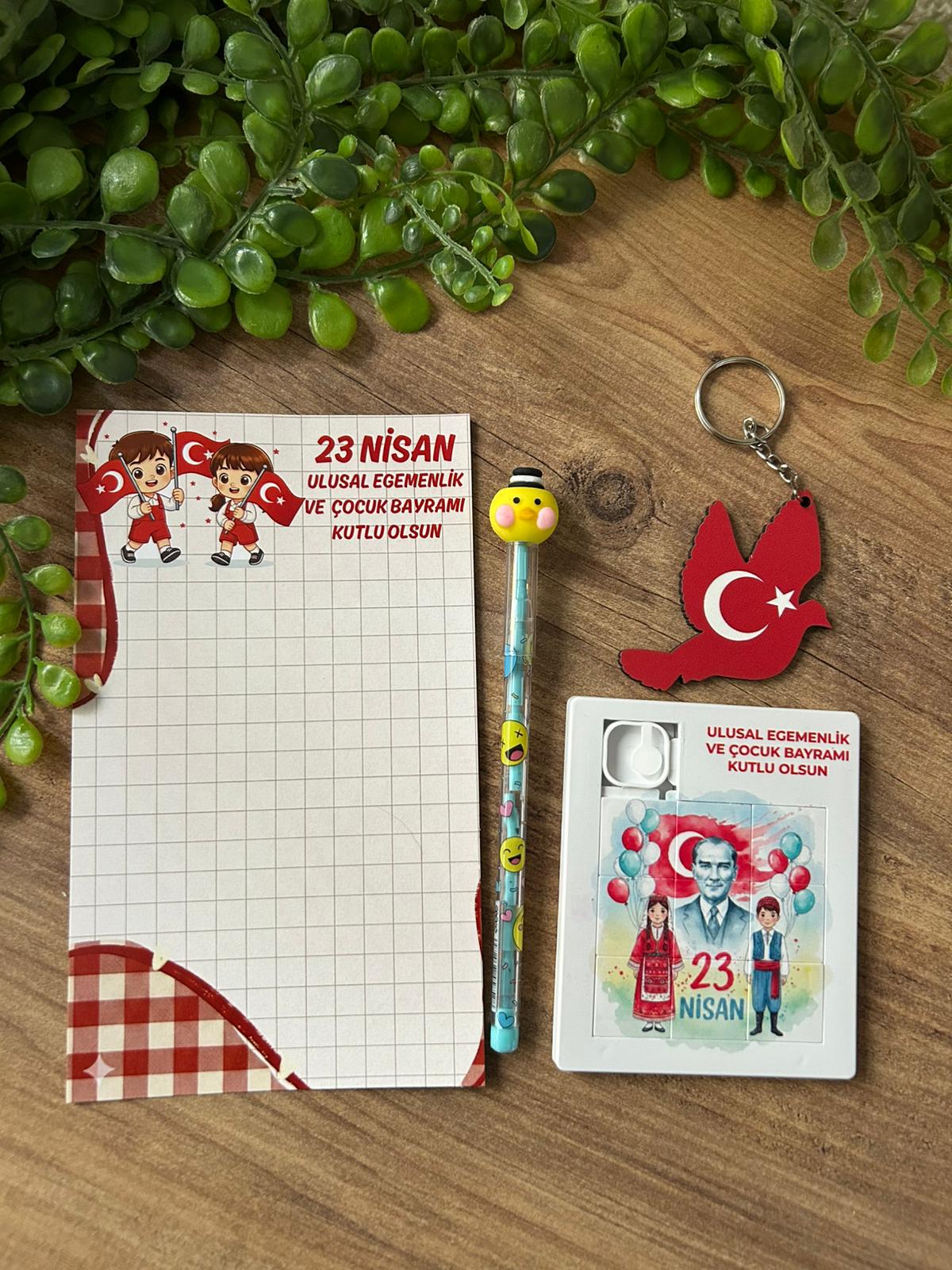 23 NİSAN AHŞAP ANAHTARLIK +KALEM+PUZZLE