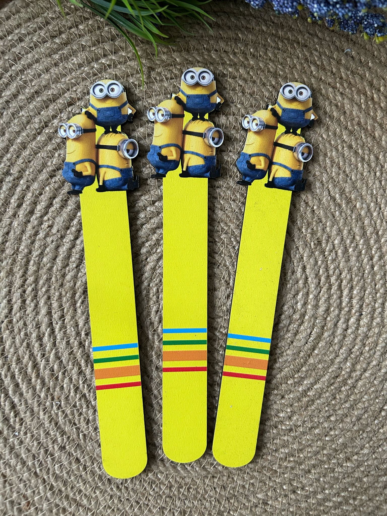 Ahşap Kitap Ayraçları -Minions Temalı