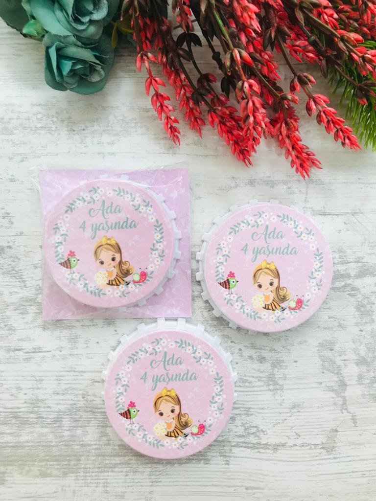 KAPAK AÇACAK MAGNET PEMBE ŞİRİN KIZ TEMALI