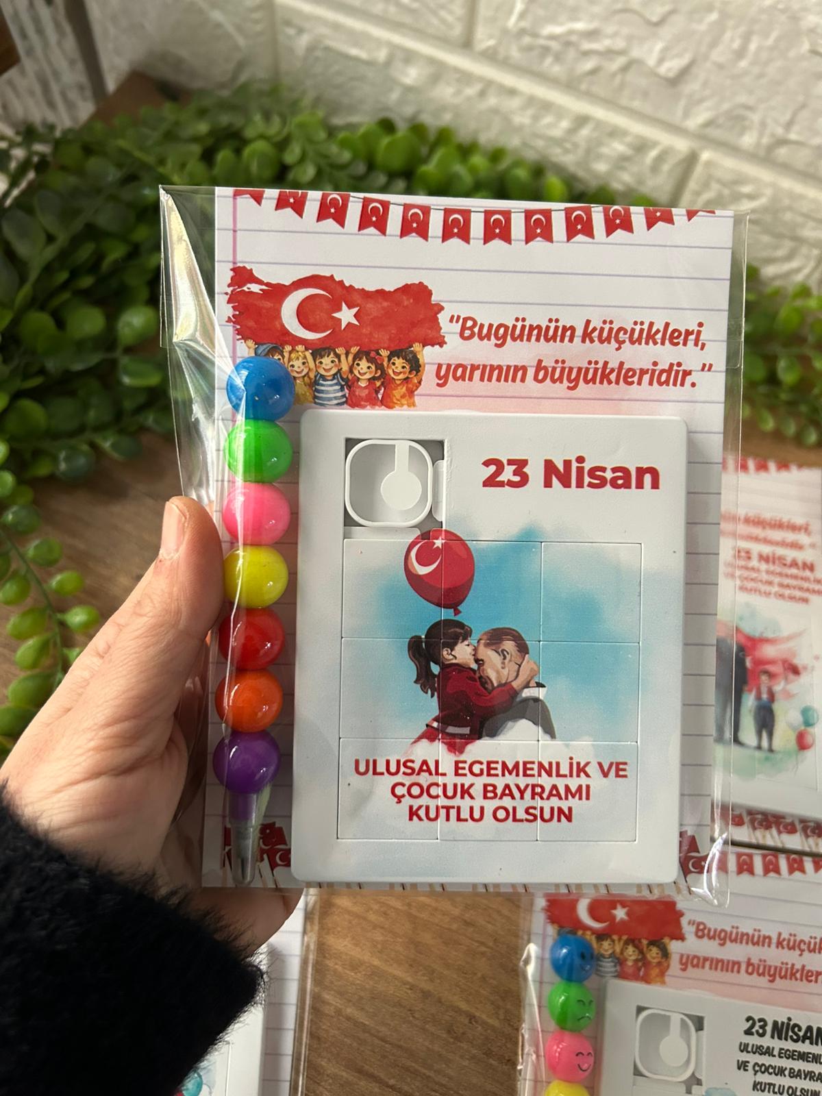 23 NİSAN PUZZLE+EMOJİ KALEM SET