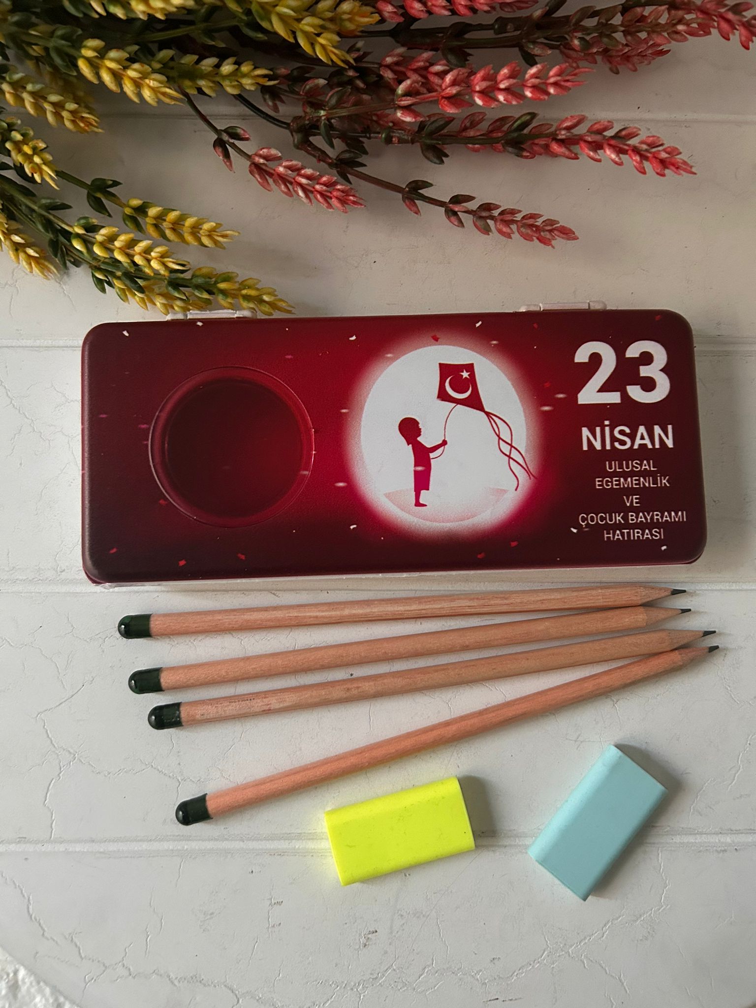 23 NİSAN TEMALI  KALEMLİK