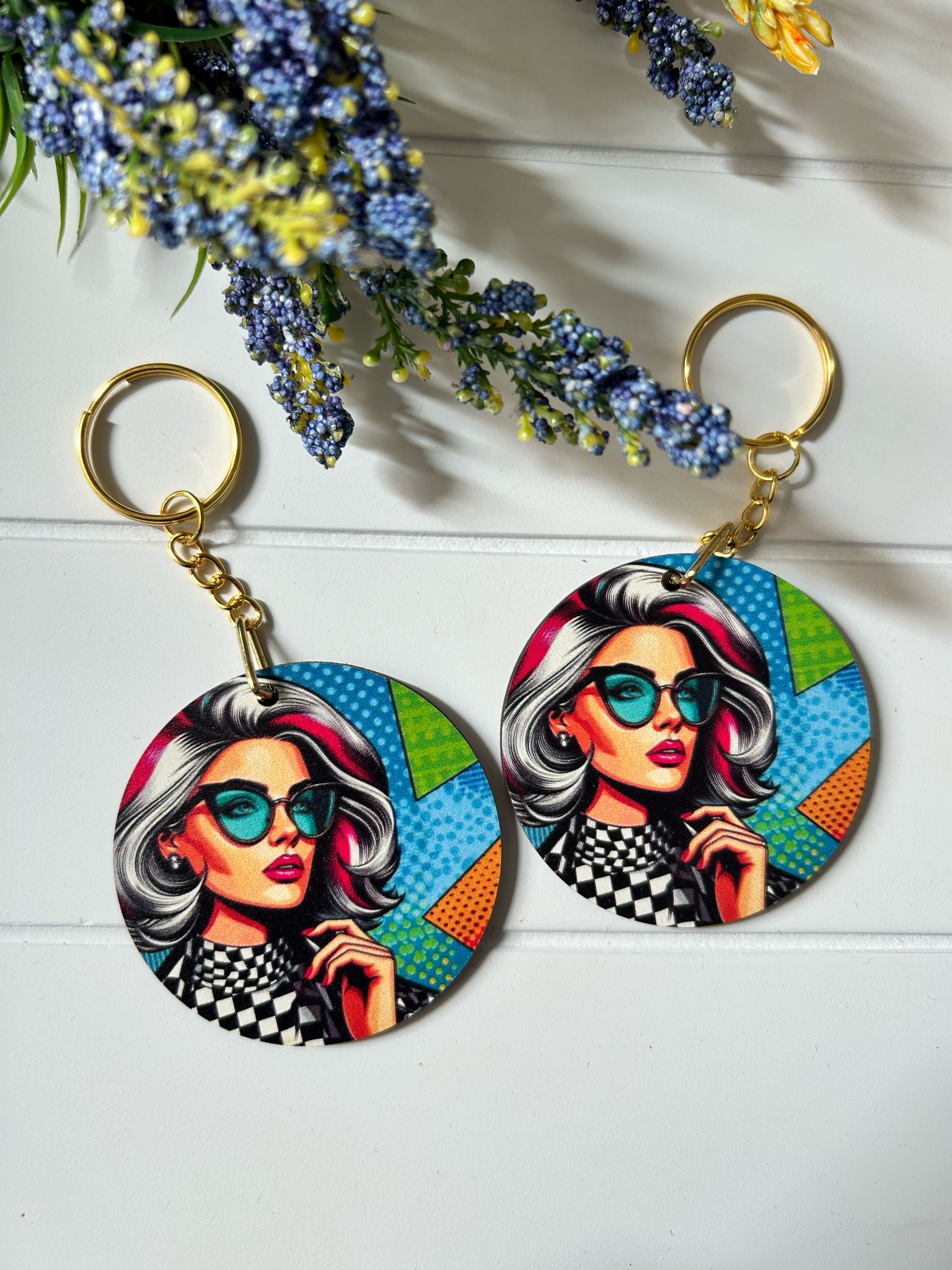 Anne-Kadın-Kız Pop Art  Temalı Ahşap Anahtarlık