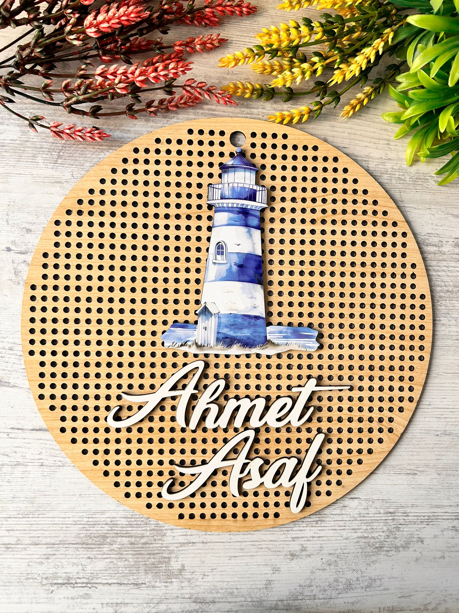 30 cm  Delikli Ahşap Kapı Süsü-Kabartma Desen-Deniz Feneri