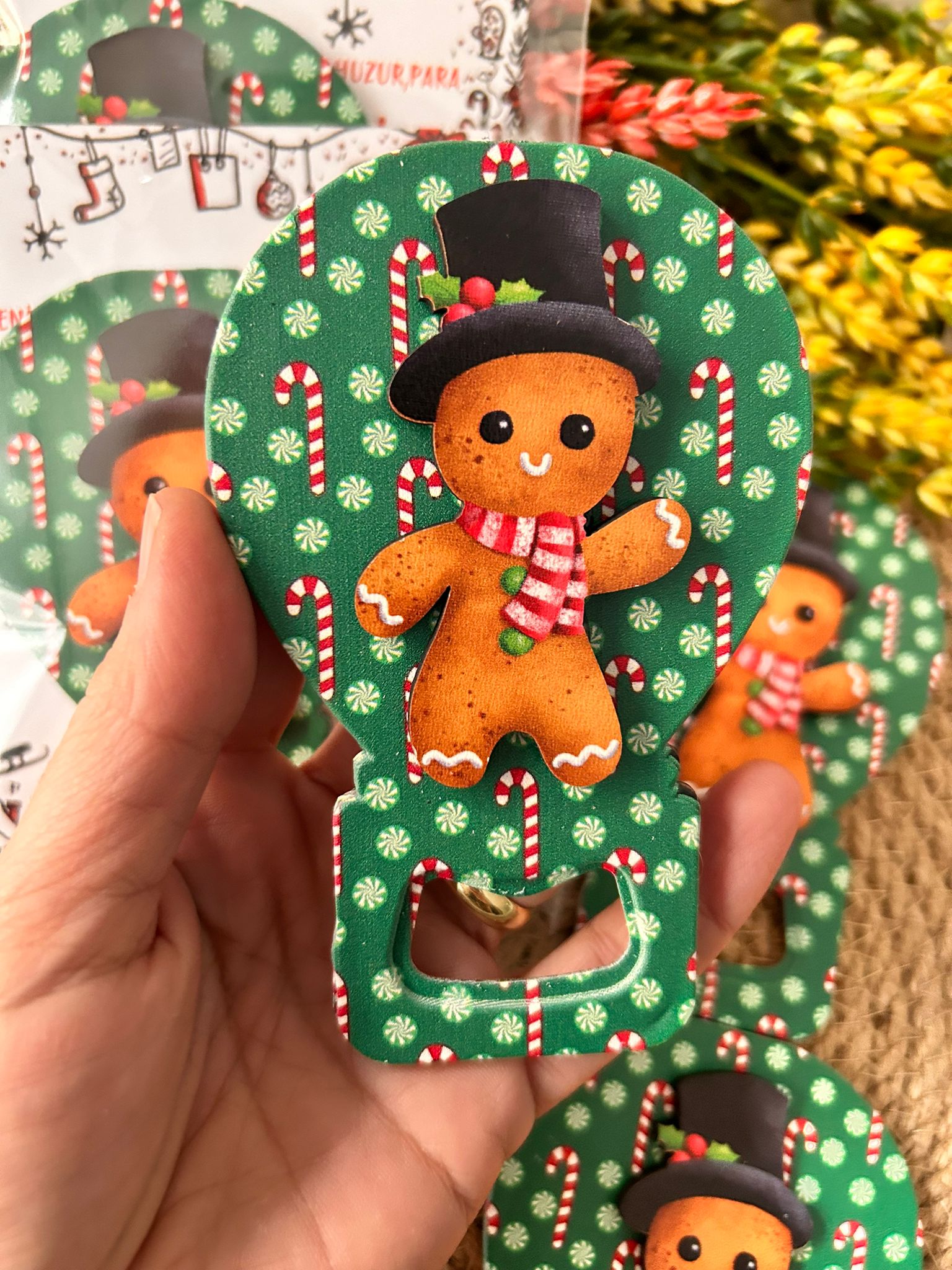NOEL AHŞAP FİGÜRLÜ  BALON  AÇACAKLI MAGNET-KURABİYE ADAM
