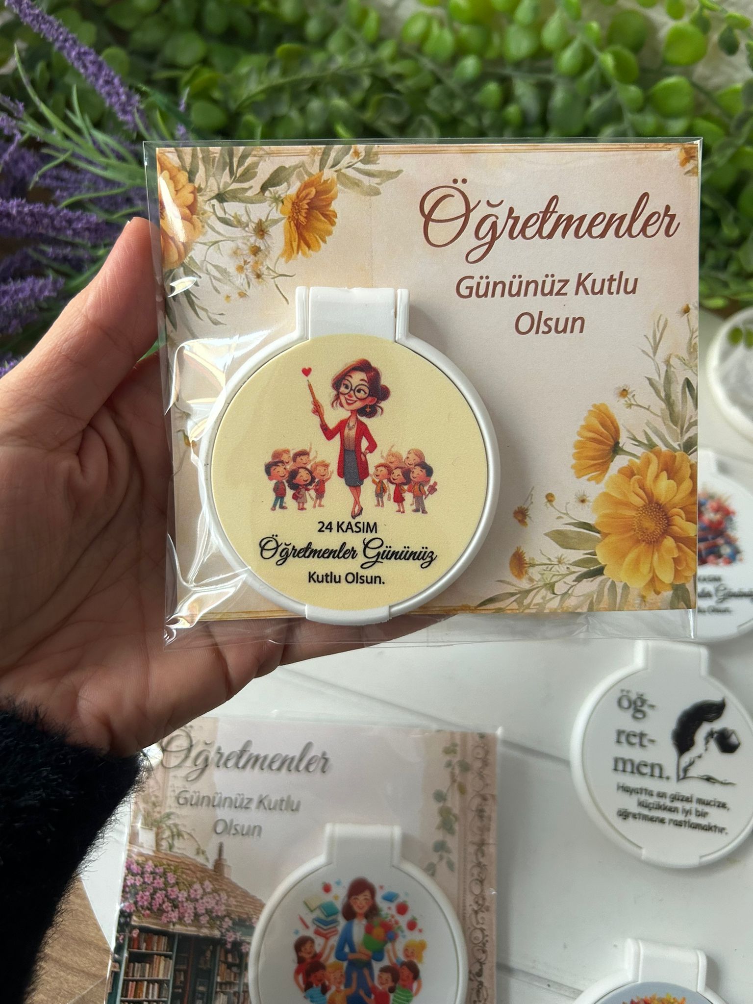 Öğretmenler Günü   Temalı Yuvarlak Pleksi Ayna