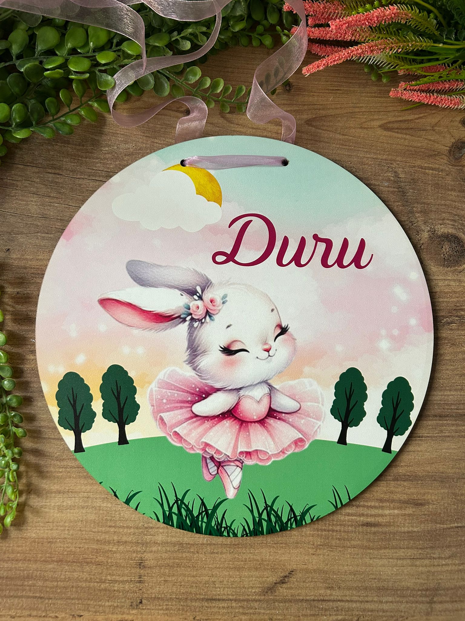 Tavşan Temalı 38 cm Ahşap Kapı Süsü