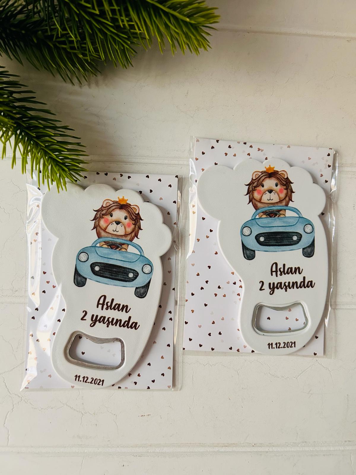 Ayak İzi Açacaklı Magnet Aslan Temalı