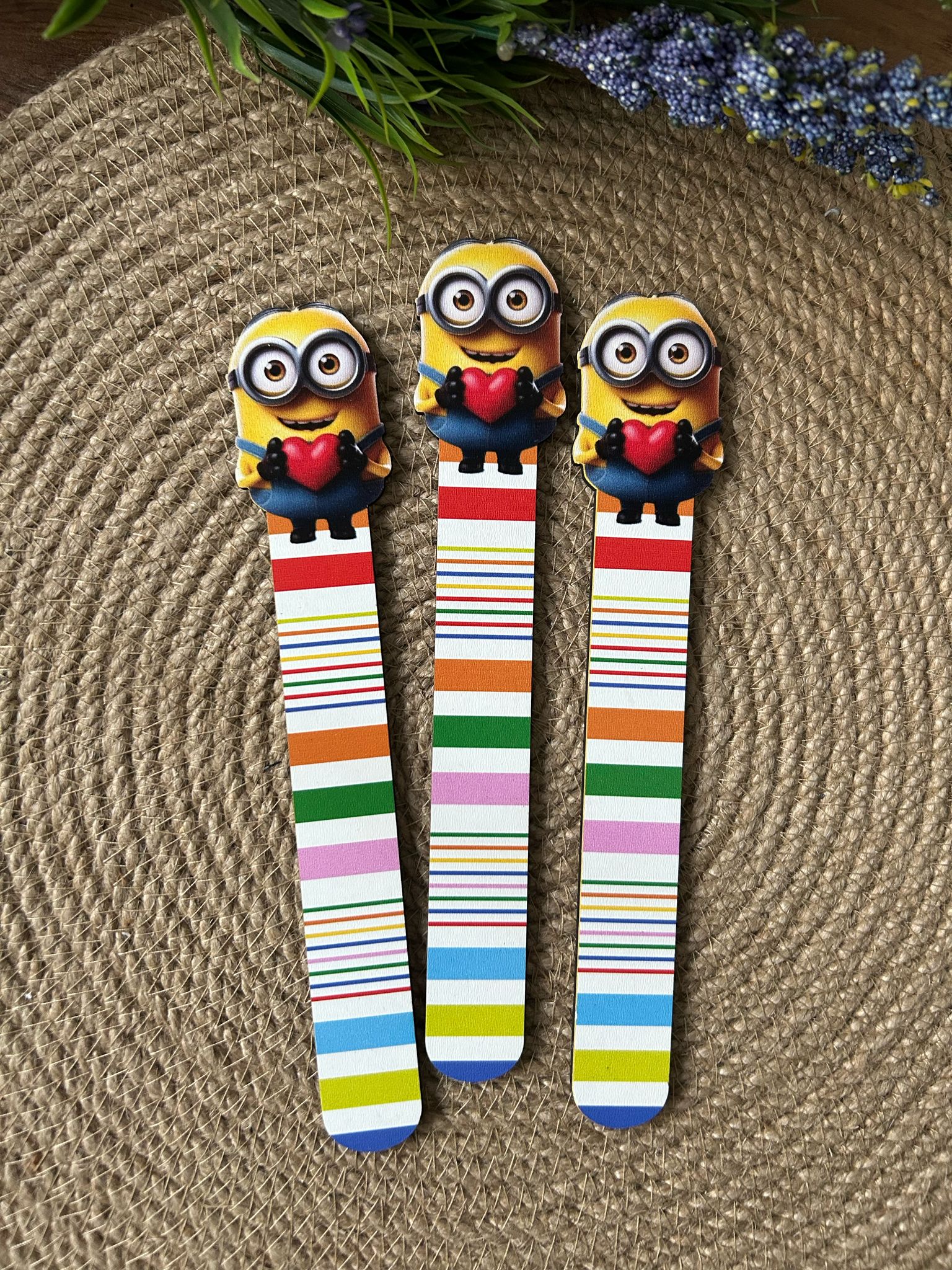 Ahşap Kitap Ayraçları -Minions Temalı