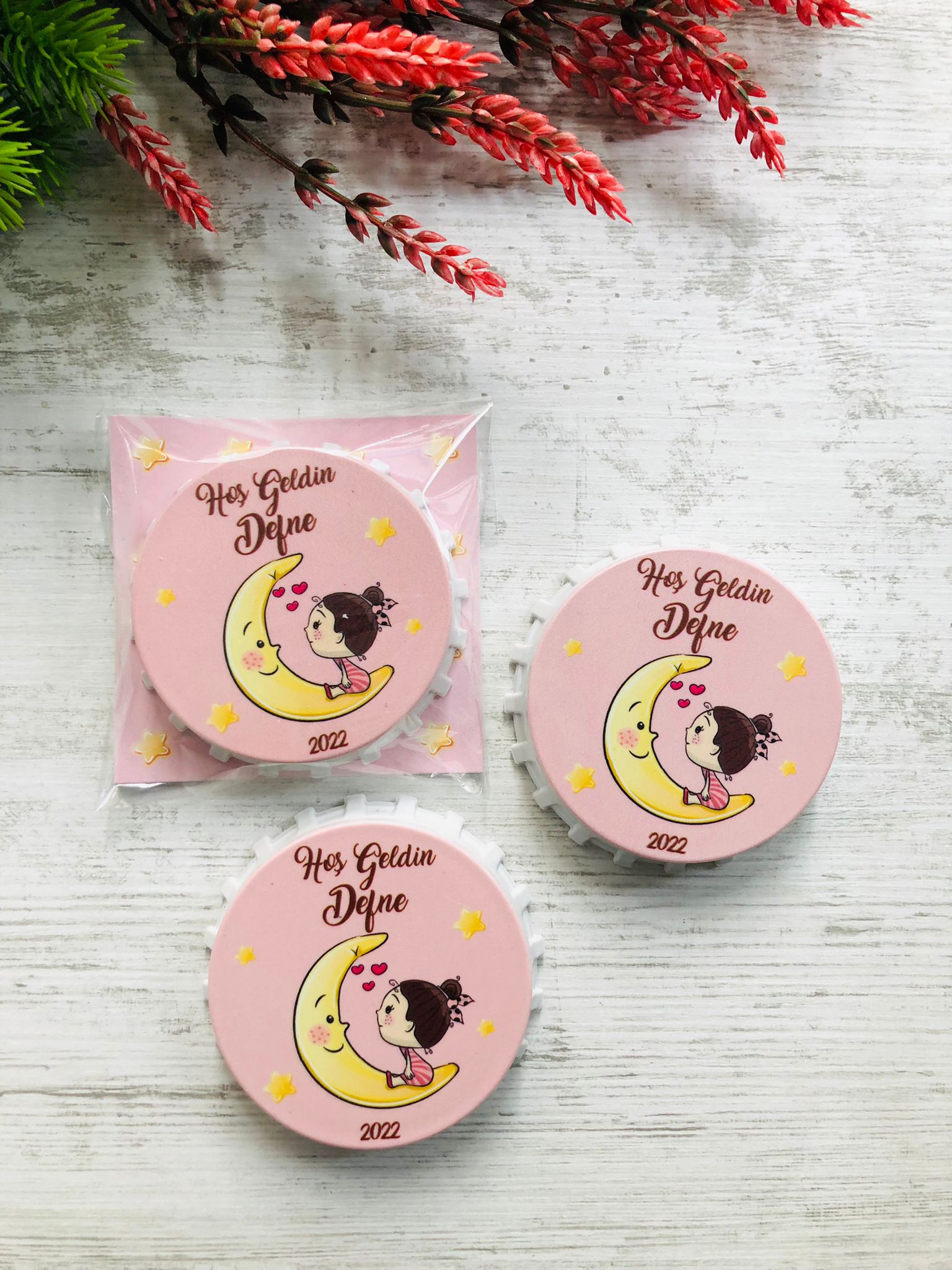 KAPAK AÇACAK MAGNET AYDEDELİ KIZ