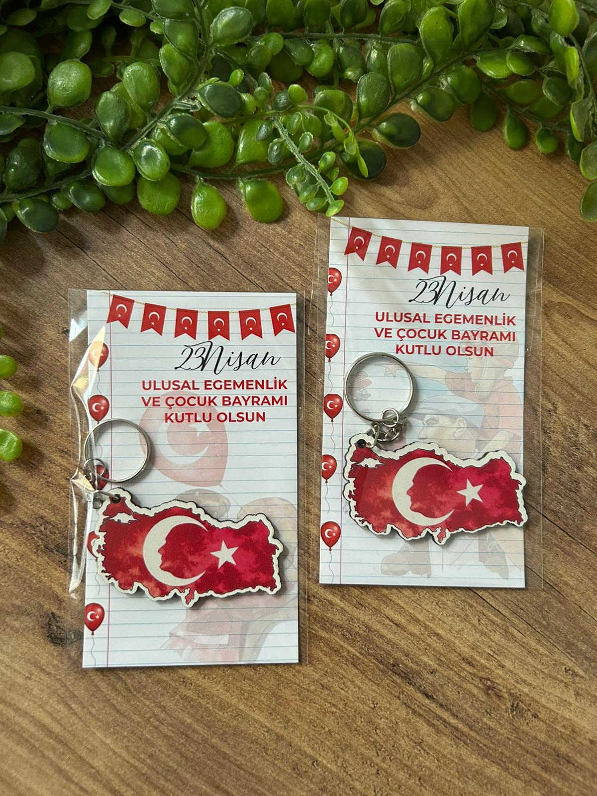 23 Nisan Temalı Ahşap Anahtarlık