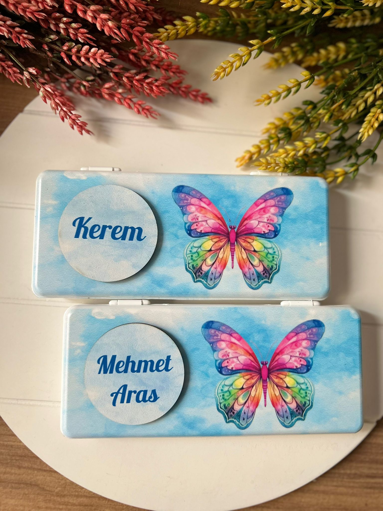 KELEBEK TEMALI PLASTİK  KALEMLİK