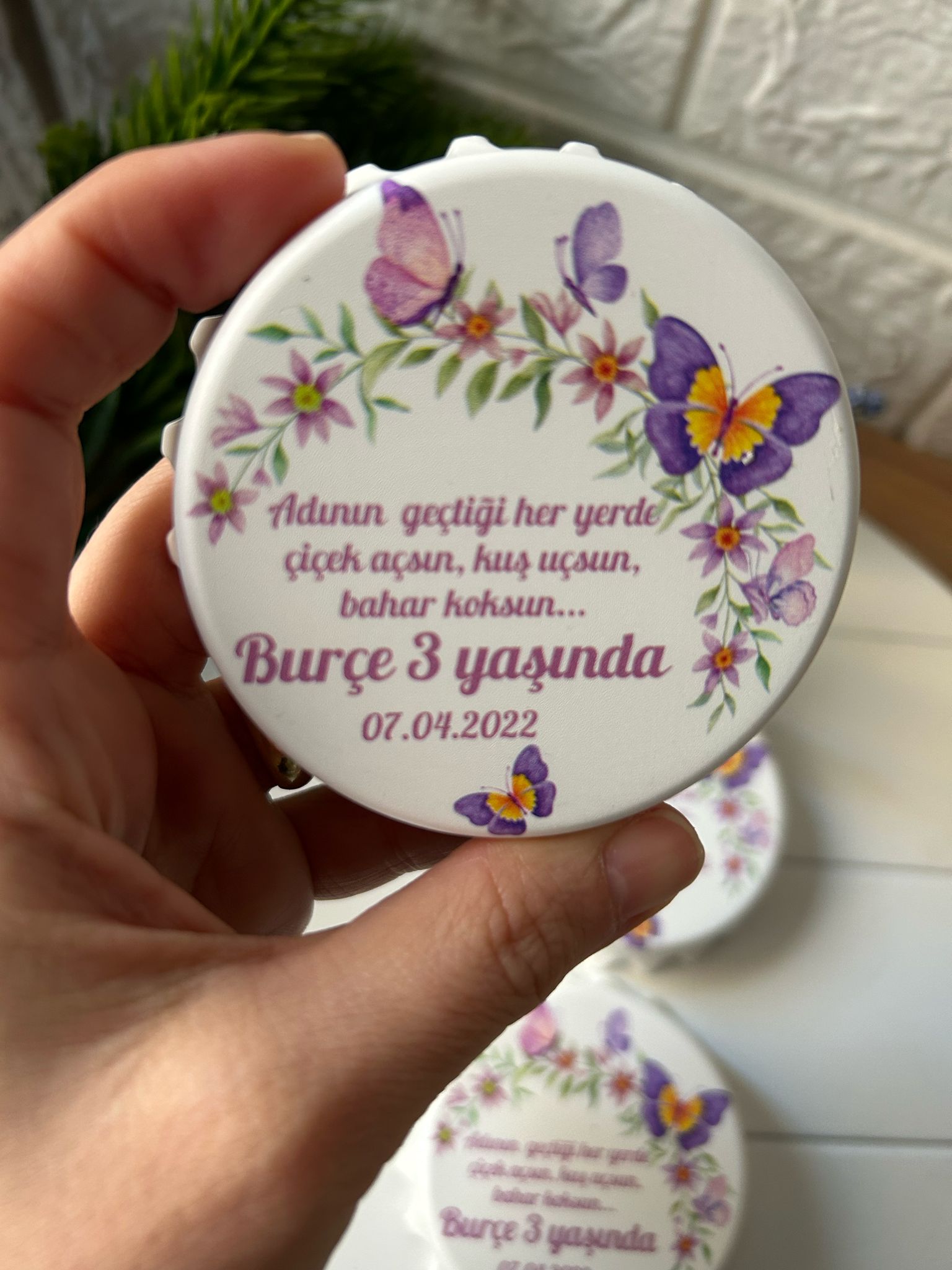 KELEBEK  KAPAK AÇACAK MAGNET