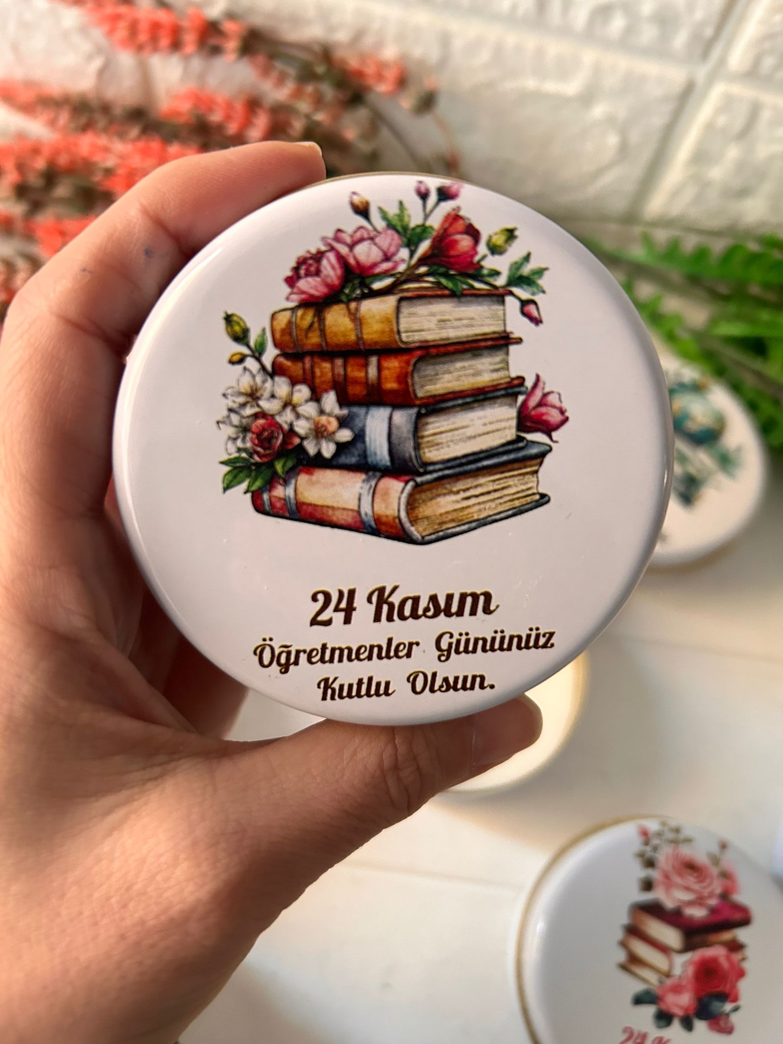 Öğretmenler Günü  Mumlu  Mini Metal Kutu
