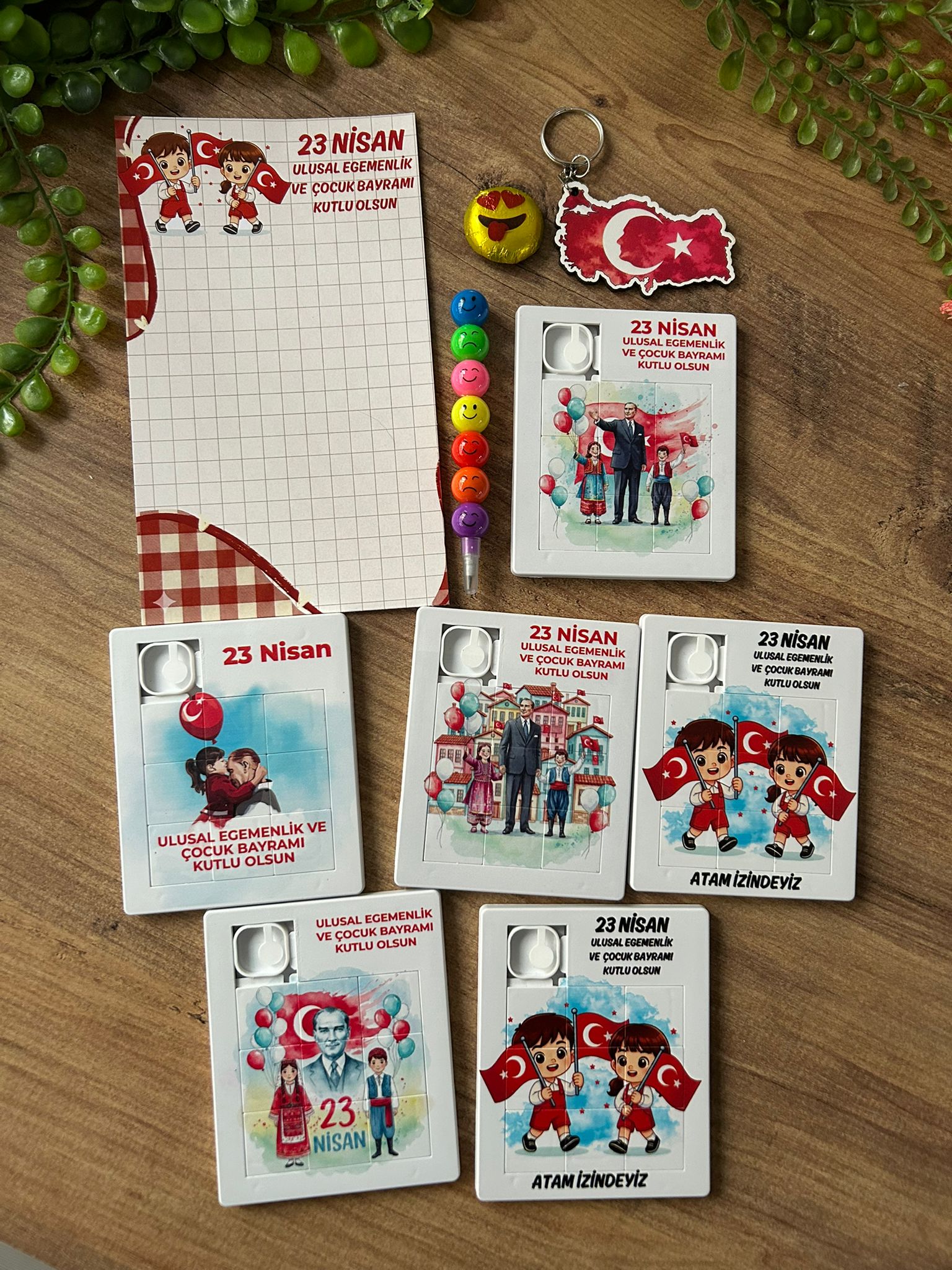 23 NİSAN AHŞAP ANAHTARLIK +ÇKOLATA+KALEM+PUZZLE