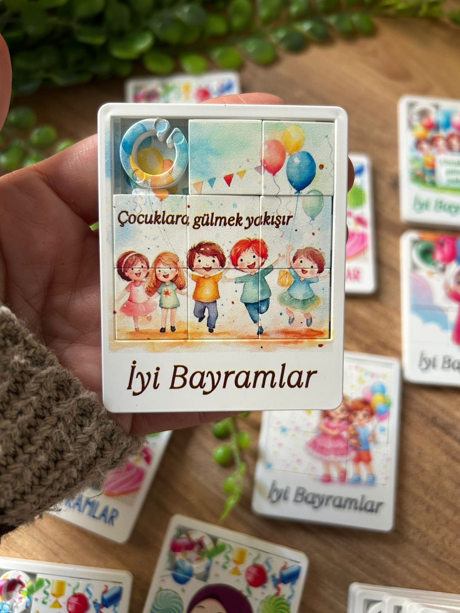 Çocuklar İçin Eğitici Bayram Temalı Puzzle - 8 Parça Yapboz